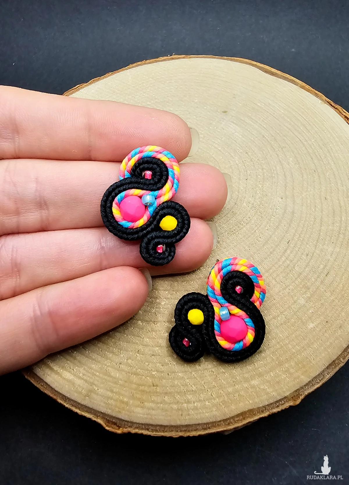 Kolczyki sutasz sztyfty 15